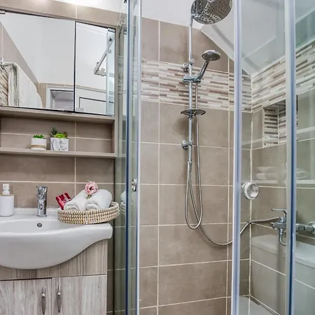 Fouki Apartman *